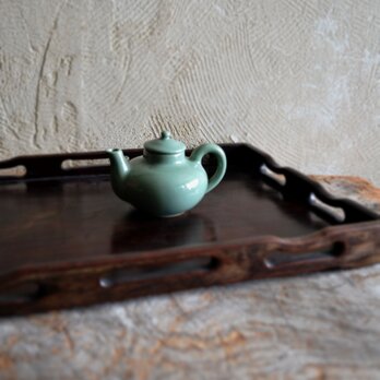 青磁水滴　急須　煎茶　中国茶　一口の画像