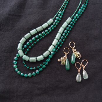Green Onyx × Green Sandstone Necklace／グリーンオニキス×グリーンサンドストーン ネックレスの画像