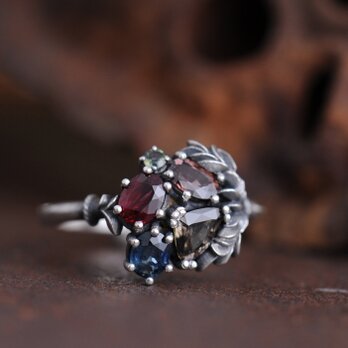 Sapphires in Smoke Ringの画像