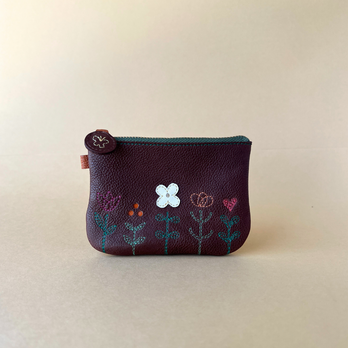 刺繍革パスケース『LIFE』BROWN / 牛革の画像