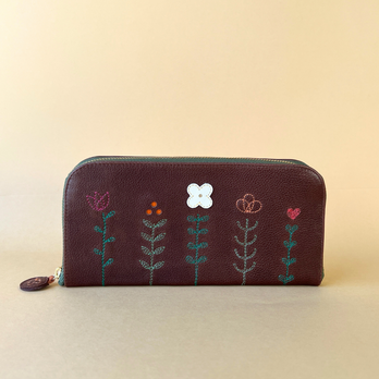 刺繍革財布『LIFE』BROWN（牛革）ラウンドファスナー／長財布の画像