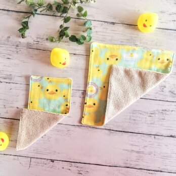 かわいいひよこ　ガーゼハンカチ　タオルハンカチ　ミニタオル　ダブルガーゼ　小さい　プチギフト　入園入学　名入れの画像