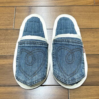 洗濯機丸洗いOKスリッパ•室内履きデニムリメイク　ルームシューズの画像