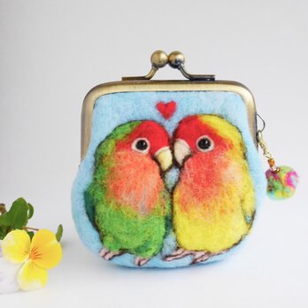 仲良しコザクラインコの羊毛フェルトがま口の画像