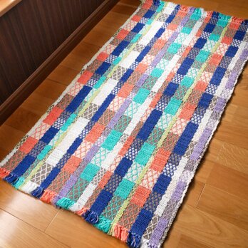 手織りのやわらかマット8色（ガラ紡の糸とスーピマ綿の糸）67cm×131cmの画像
