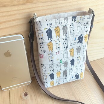 ねこ大集合！　＜洗濯ねこ＞　スマホポーチ　持ち手/ショルダー　帆布裏地　本革ベルトの画像