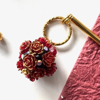 かんざし　薔薇のブーケの様なボールビーズ　赤　レッド　ゴールド　洋風　一本挿し　一本簪　春秋の画像