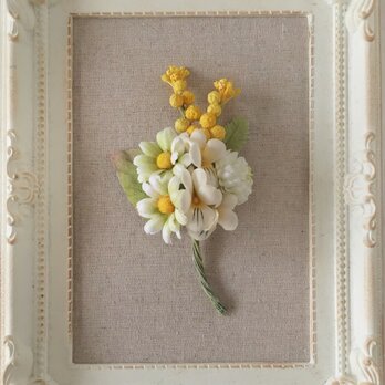 〈染め花〉小ぶりな花束コサージュOの画像