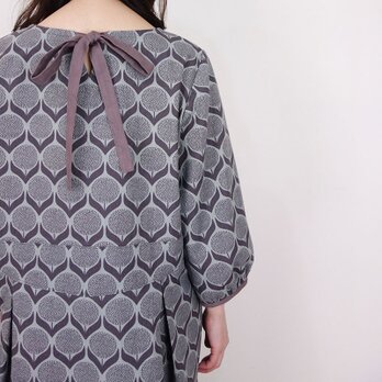 [予約販売] リネン北欧風フラワー切替バックリボンワンピースの画像