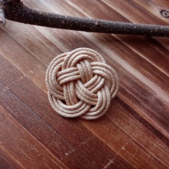 結びアクセサリー　梅結びブローチ受注作成の画像