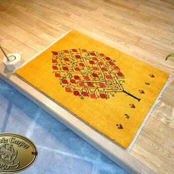 ペルシャ　ギャッベ　パルヴィーズ　コルクウール　カシュクリ　ラグ　マット　90x65cm　ザクロの木　RJ14382の画像