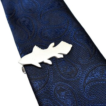 シーラカンス 深海魚 シルバー ネクタイピンの画像