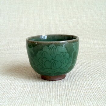 湯のみ（青磁象嵌 牡丹b）の画像