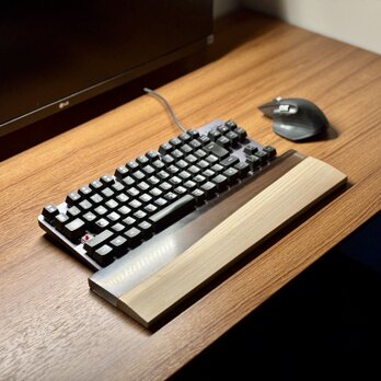 アームレスト パームレスト リストレスト 80％キーボード テンキーレス 木製 ヒノキ 無垢材 おしゃれ モダンの画像