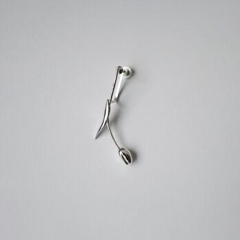 tulip earring (silver)の画像