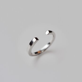 AとBのあいだ ring (silver)の画像