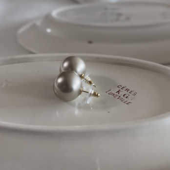 ドイツ製 スフレガラスパール ピアス < SIZE：15mm > Le Verre Souffle（TJ11032）の画像