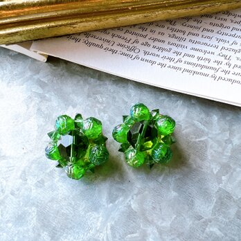 YL4-【 Lisner 】リスナー・ヴィンテージイヤリング 1960s  Lucite Emerald Greenの画像