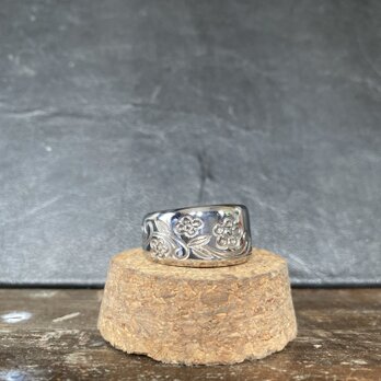ハンドメイドリングno.83 シルバーアクセサリー　スプーンリング　手作り指輪の画像