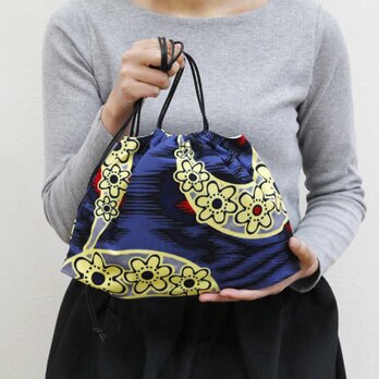 月と星柄の巾着ショルダー（アフリカンプリント）斜めがけ たすき掛け インナーバッグ