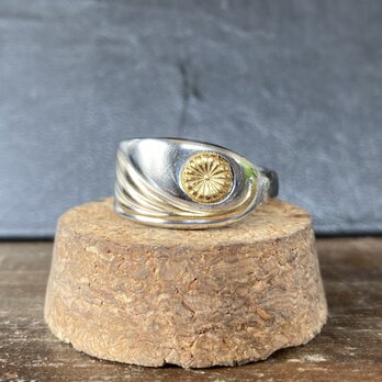 ハンドメイドリングno.菊紋金　シルバーアクセサリー　スプーンリング　手作り指輪の画像