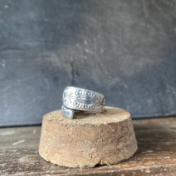 ハンドメイドリングno.128 シルバーアクセサリー　スプーンリング　手作り指輪の画像