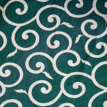 唐草模様 風呂敷 古布 木綿 ハンドメイド 生地 リメイク素材 ジャパンヴィンテージ 大判 Karakusa Furoshikiの画像
