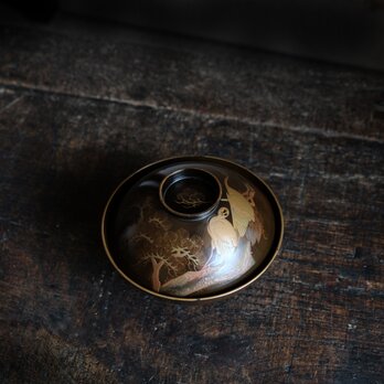 鶴と松◆蓋裏に松ぼっくり。古輪島塗　漆芸蒔絵蓋付碗　漆器　骨董・antiques 暮らしに。古道具　古民家　明治期　の画像