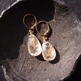 Rutilated Quartz Drop Earrings／ルチルクォーツ ドロップ フレンチピアスの画像