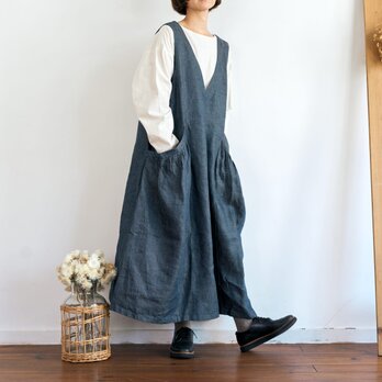 gather pocket jumper skirtの画像