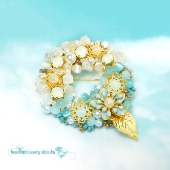 フラワーリースブローチG＊White＆Skyblueの画像