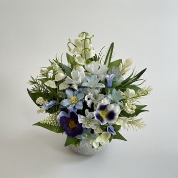 小さな真珠の涙　（仏花、造花、ミニサイズ、お盆、お彼岸、納骨堂、ペット）の画像