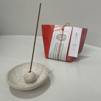 UNIPOTAお香玉セット　フチヌキビスク　白の画像