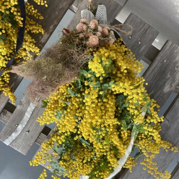ポンポンミモザの可愛い花束4の画像