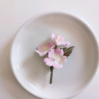 染め布花＊さくらのコサージュの画像