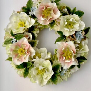 クリスマスローズのリース