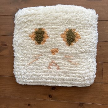 猫顔　ノッティング織　椅子敷　結び織　草木染めの画像