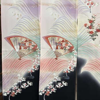 扇柄〜着物リメイク暖簾〜花柄模様、横〜119—丈〜97!の画像