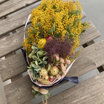 セール　ふりふりミモザの可愛い花束スワッグ1の画像