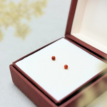 3mm シンプル ゴールドサンドストーン/茶金石  K18 天然石ピアス - petit4Sの画像