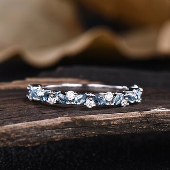 ロンドンブルートパーズ結婚指輪 12月の誕生石 天然石リング モアッサナイトクラスターリングの画像