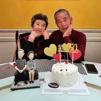 受注制作 ウエディングギフト 写真入り 結婚祝い 人形 フィギュア❤肖像画 似顔絵❤カップル 両親贈呈品❤金婚 銀婚 真珠 還暦の画像