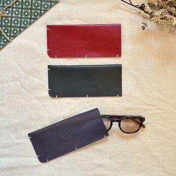 本革 メガネケース／ラベンダー｜サイドプルアウト式・やさしい色味の一点もの