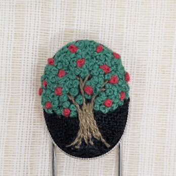 リンゴの木　ピンブローチ　(Apple Tree)の画像