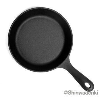 【お取り寄せ】南部鉄器 フライパン 目玉焼き パンケーキ ファミリーパン14cm 日本製 ガス・IH対応の画像