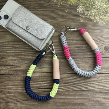 刻印可・本革＋パラコード スマホショートストラップ バイカラーの画像
