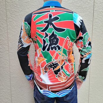 長袖和柄シャツ（大漁旗）黒の画像