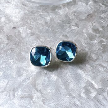 PA305-【 AVON 】エイボン・ヴィンテージピアス Silver Tone Sapphire Cut Glassの画像