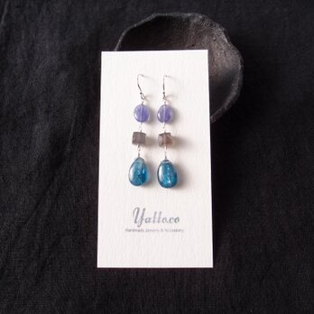 【SV】Tanzanite × Moonstone × Kyanite Earrings／ミックスストーンピアス（ブルー）の画像