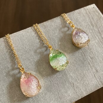 【色をお選びください】ピンク、グリーン、パープルのギブレカラー、西ドイツ製ヴィンテージガラスのネックレスの画像